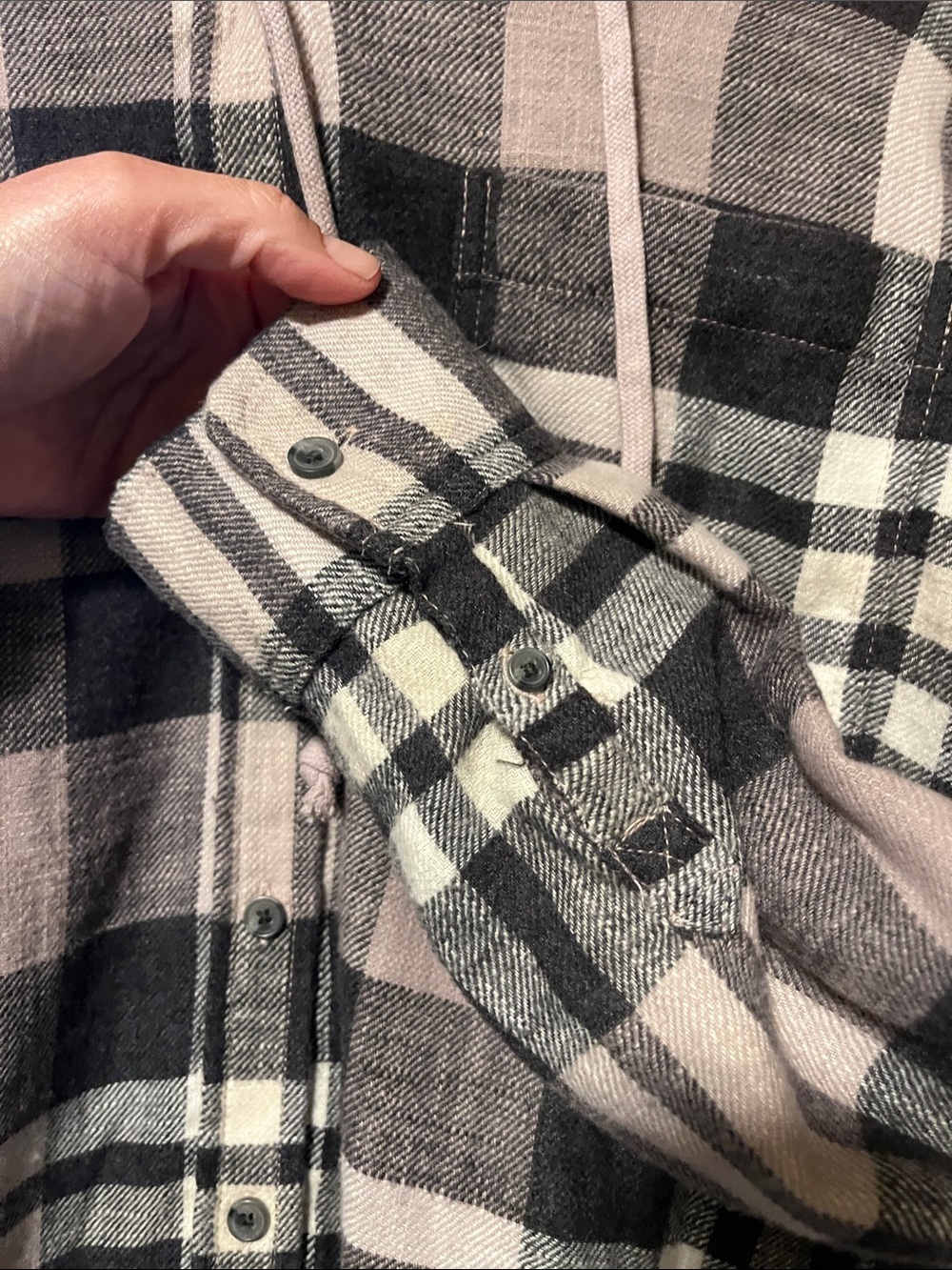 American Eagle Plaid Hooded Flannel - Picture 7 of 10